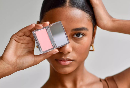 Blush Compact Vooxira™ – Éclat Naturel Instantané